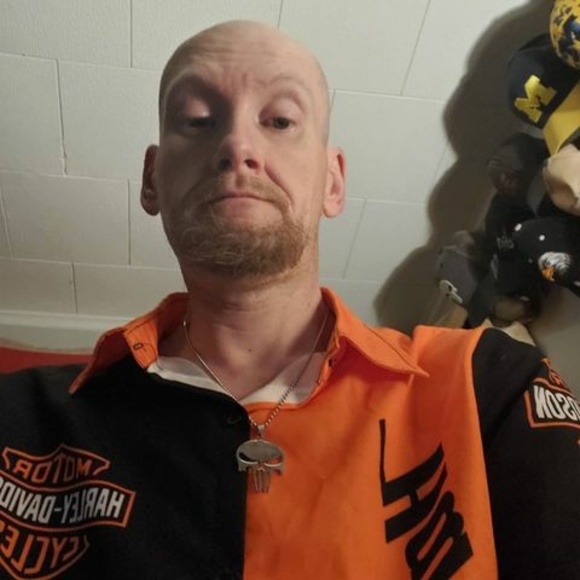 Meet your Posher, Daniel - Picture 1 of 1